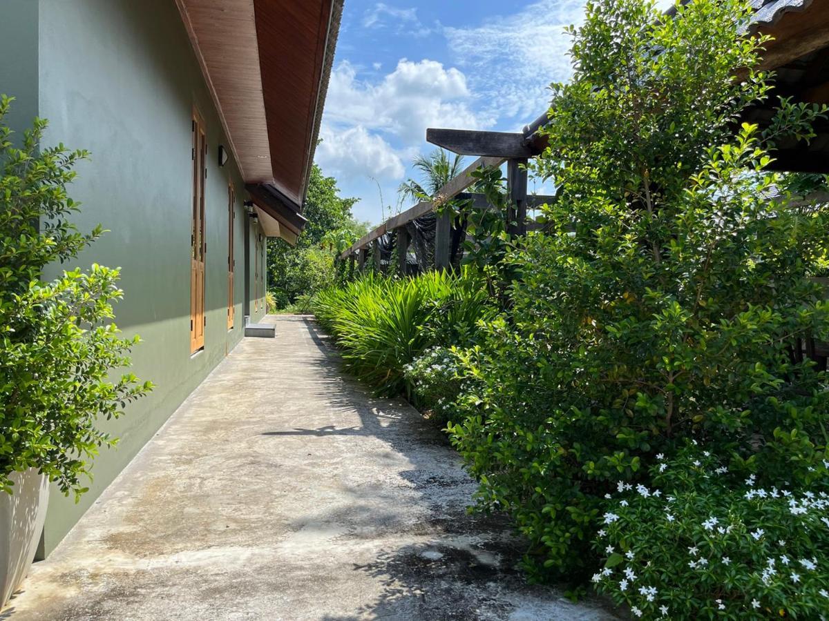 Look at Home Lamphun Buitenkant foto
